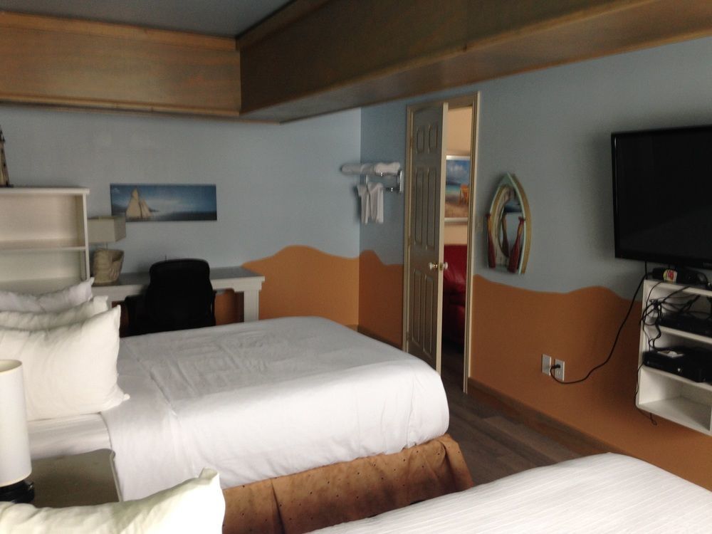 Quality Inn & Suites Cornwall Esterno foto