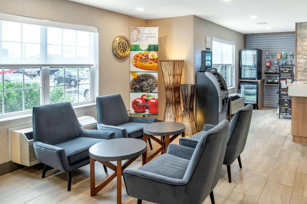 Quality Inn & Suites Cornwall Esterno foto
