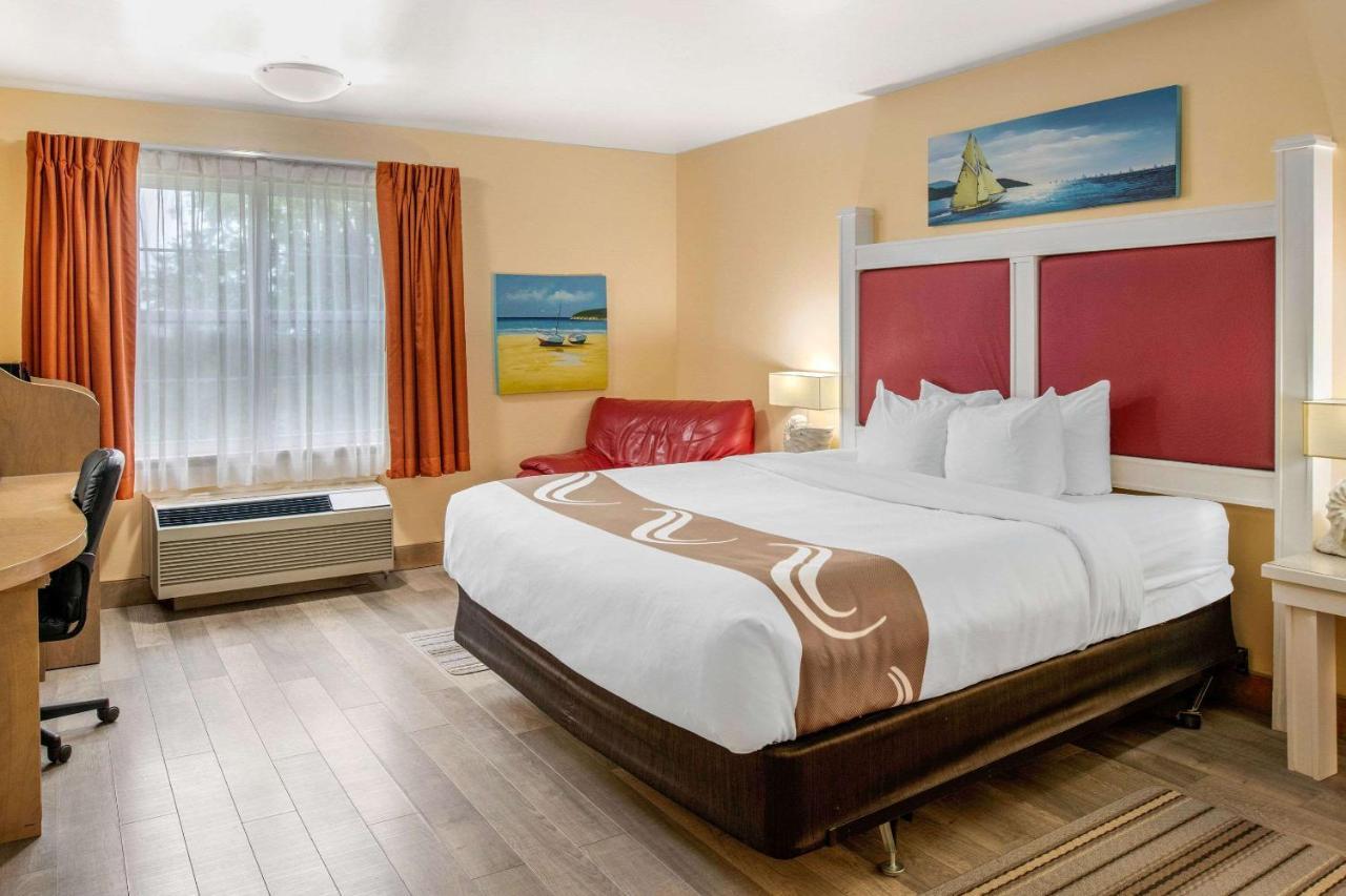 Quality Inn & Suites Cornwall Esterno foto